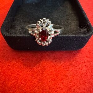 🌹 VINTAGE 925 Sterling Silver Ring Deep Red Garnet Halo Sz 10